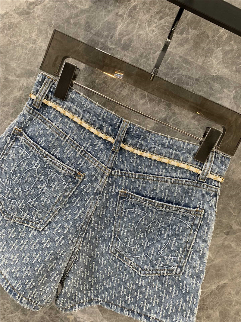 Ch**el back pocket logo denim shorts replica clothes