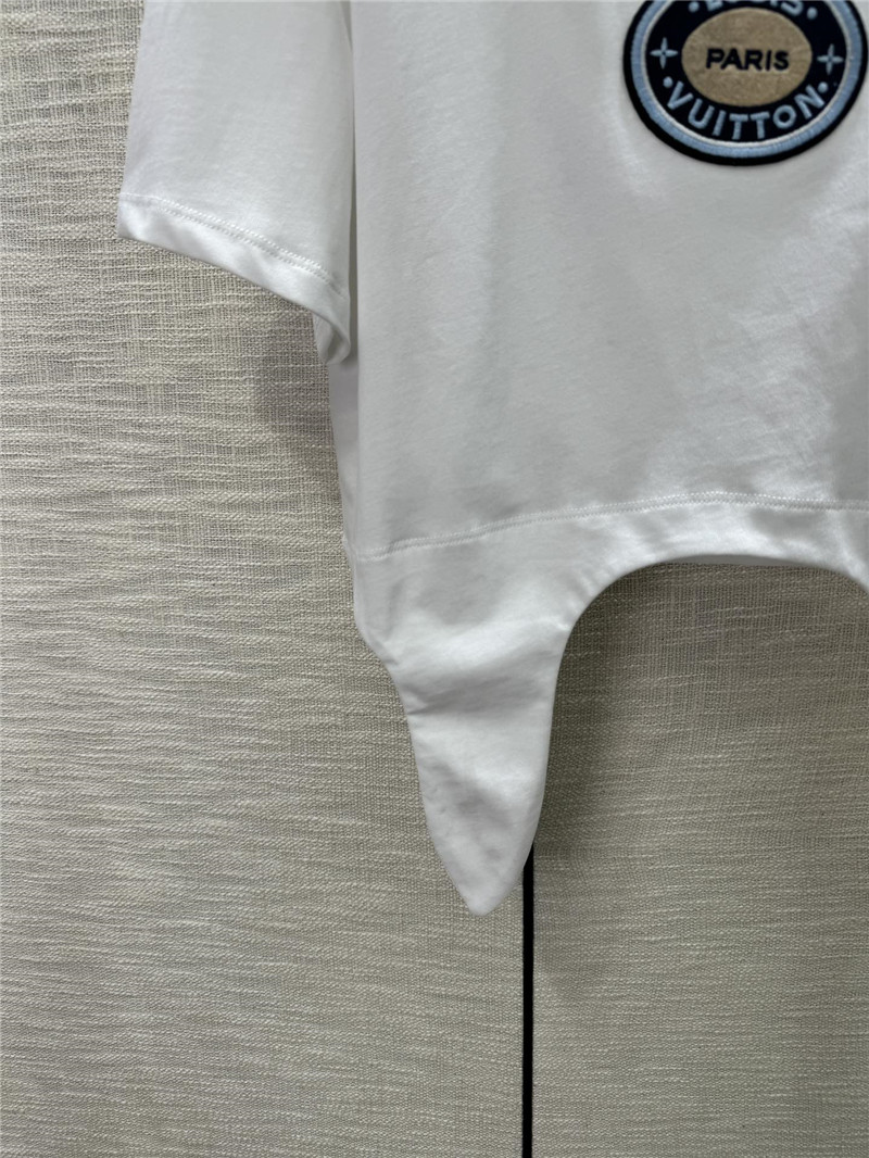 l0vis Vvtt0n lv round neck short sleeve t-shirt replica clothes