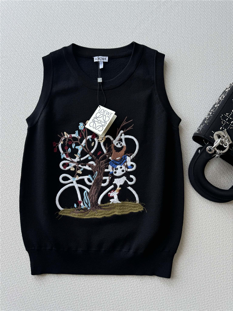 L0ew* heavy industry embroidery pattern t-shirt replicas clothes