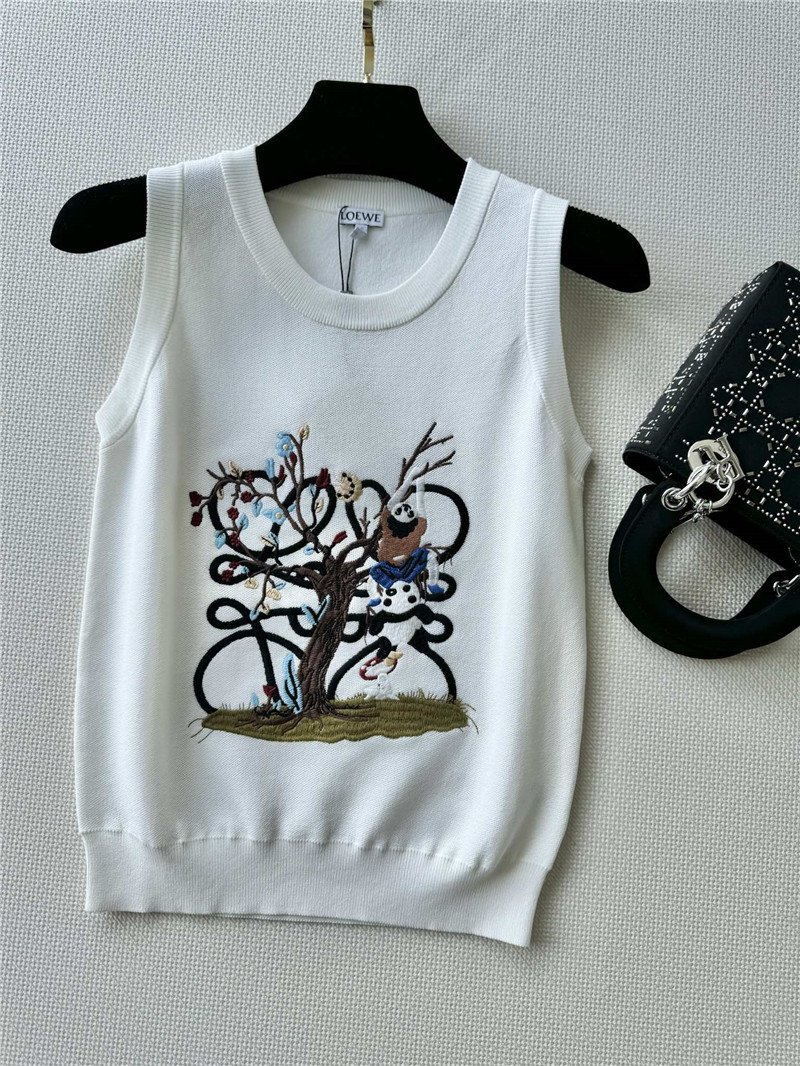 L0ew* heavy industry embroidery pattern t-shirt replicas clothes