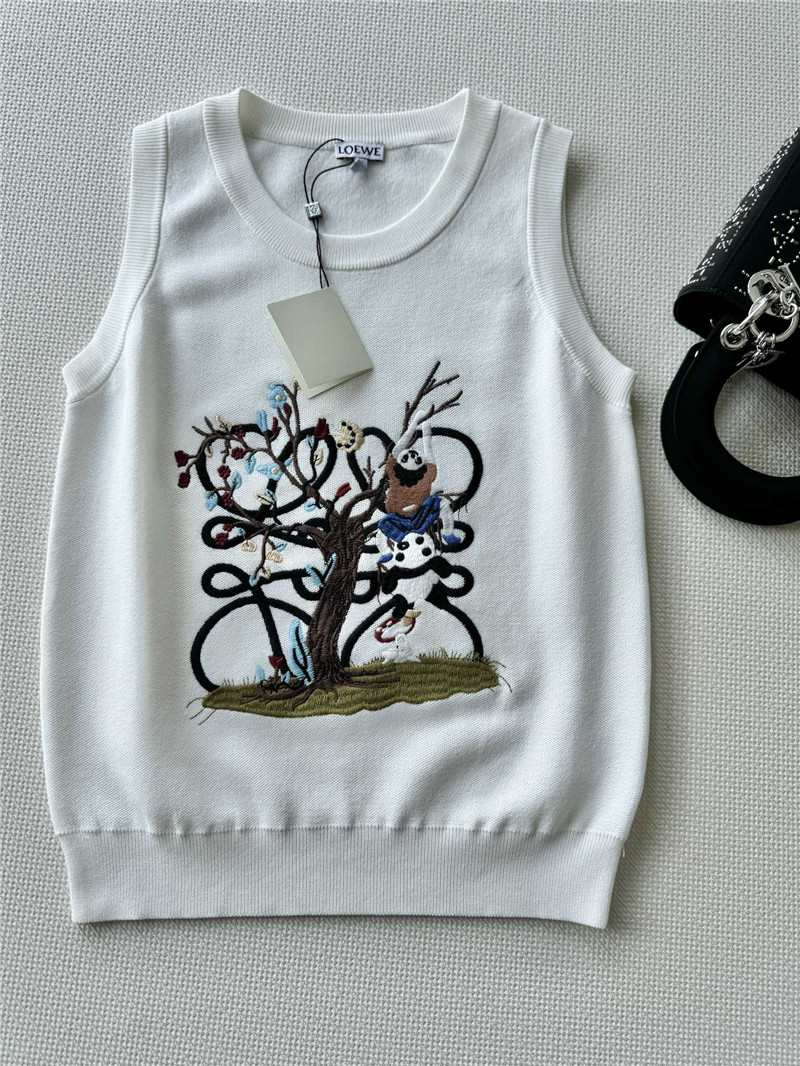 L0ew* heavy industry embroidery pattern t-shirt replicas clothes