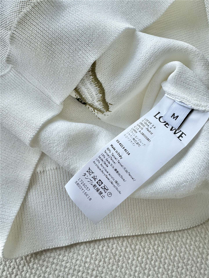 L0ew* heavy industry embroidery pattern t-shirt replicas clothes