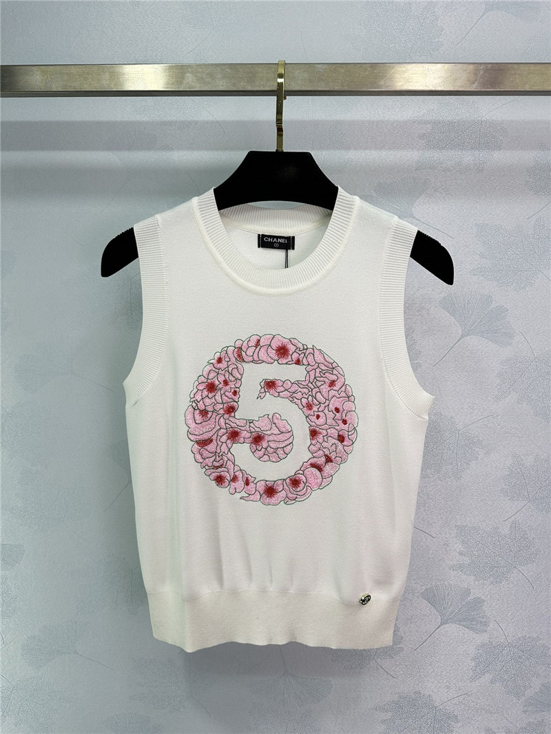 Chanel camellia knitted top replica d&g clothing