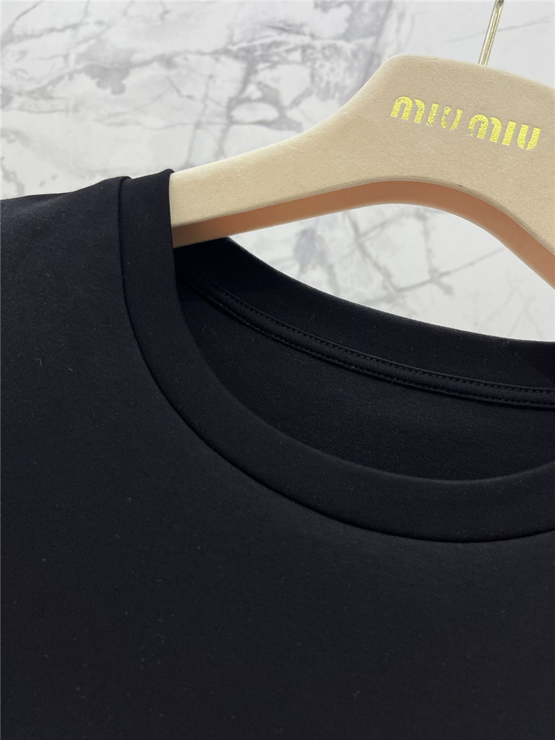 miumiu embroidered pocket sleeveless top replicas clothes