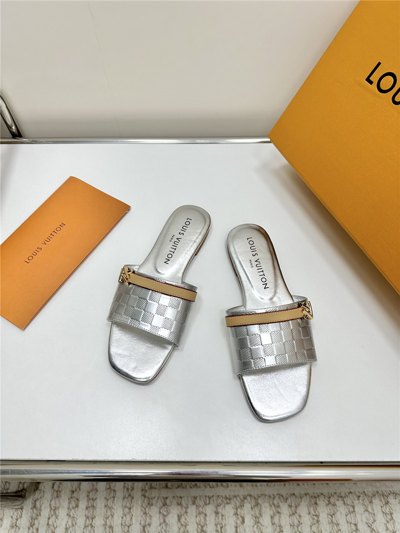 l0vis vvtt0n lv summer slippers Marg*e1a replica shoes
