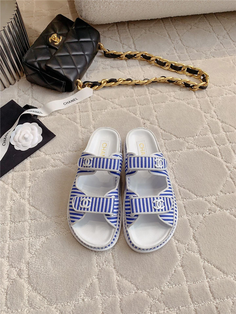 Ch**el white blue dad slides
