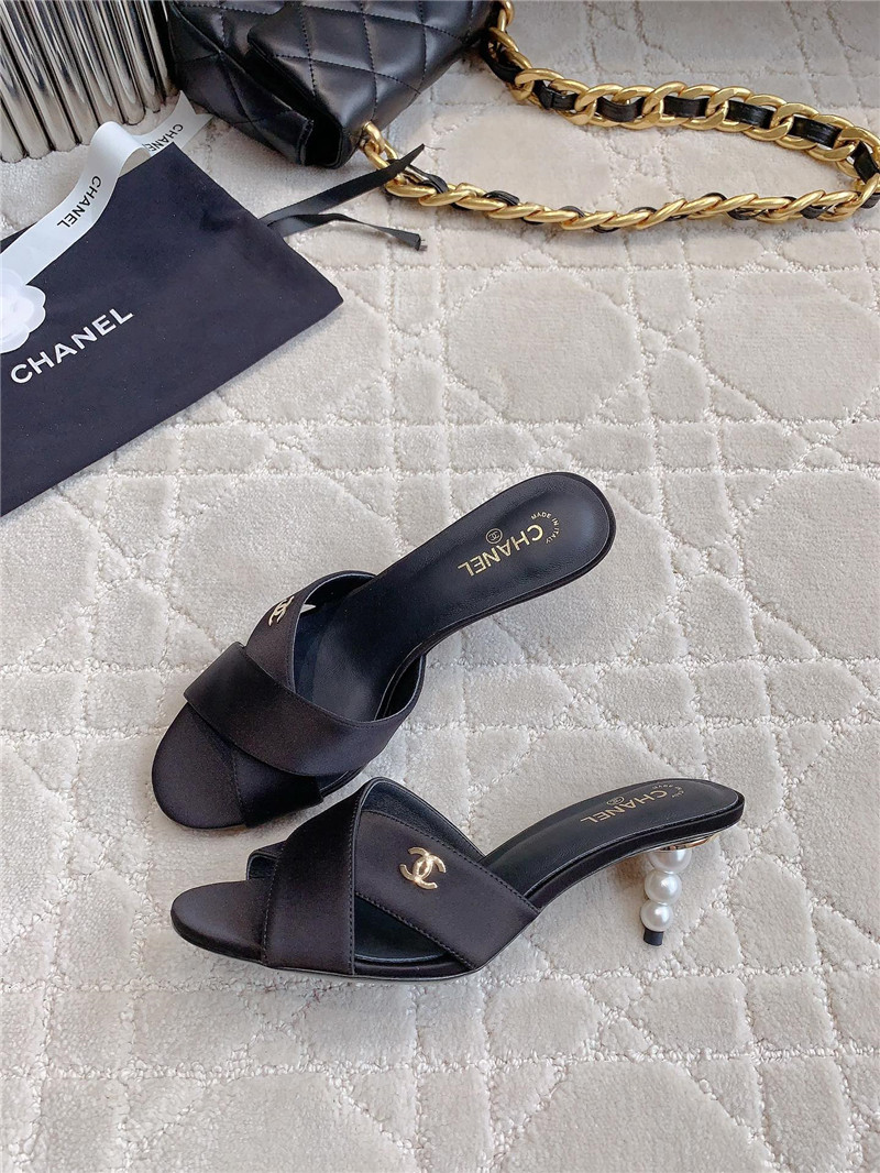 Ch**el black velvet pearl heel mule