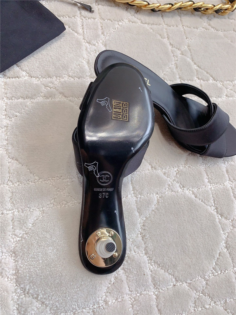 Ch**el black velvet pearl heel mule