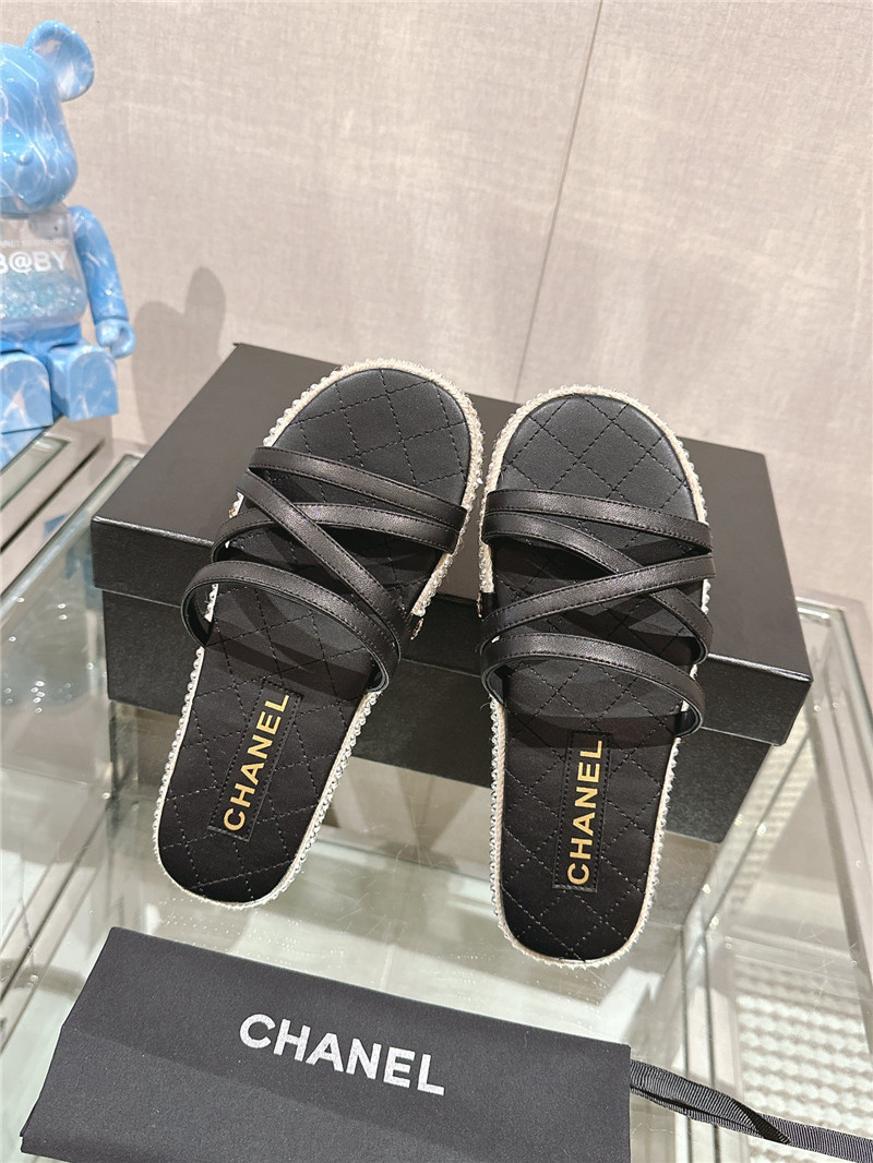 Ch**el cross leather platform slippers black