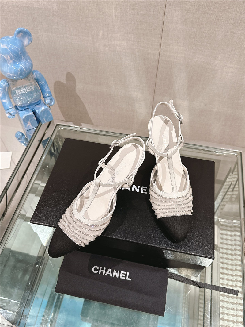 Ch**el interlocking logo t-strap pumps