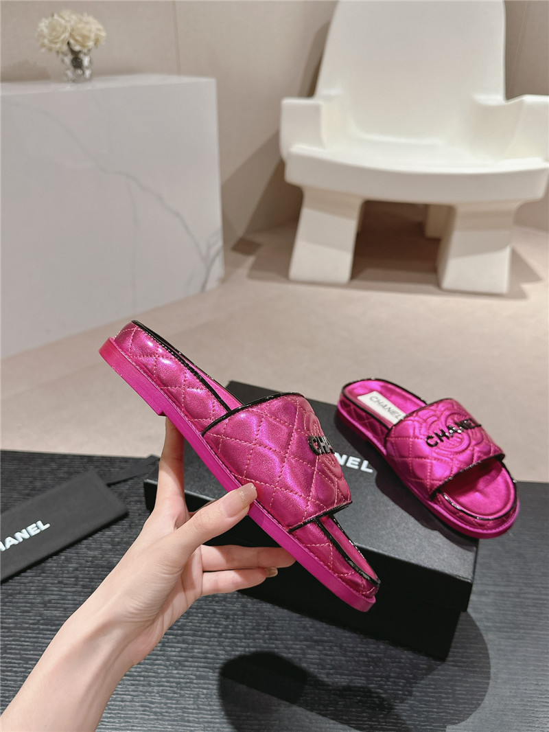 Ch**el fuchsia quilted mules sandals