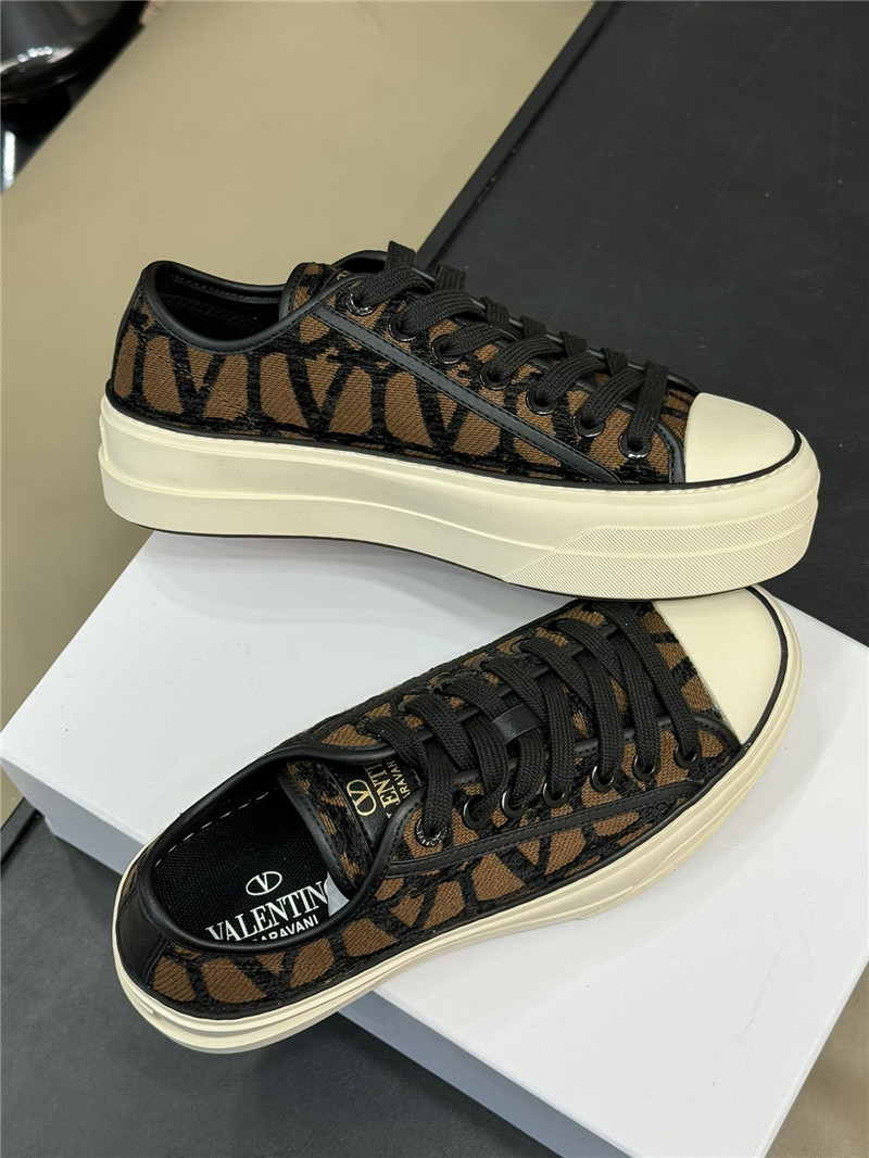 Va1e*ntin0 brown canvas flat sneakers