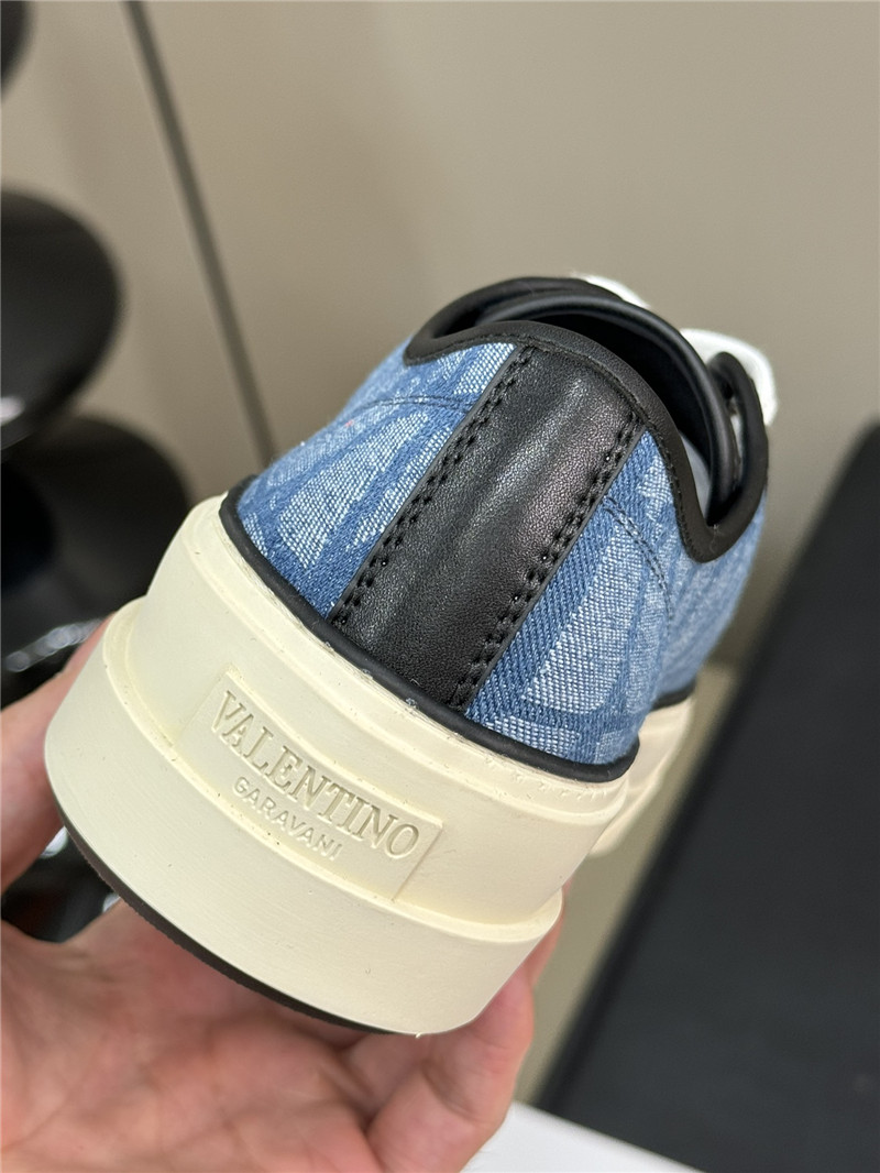 Va1e*ntin0 blue canvas flat sneakers