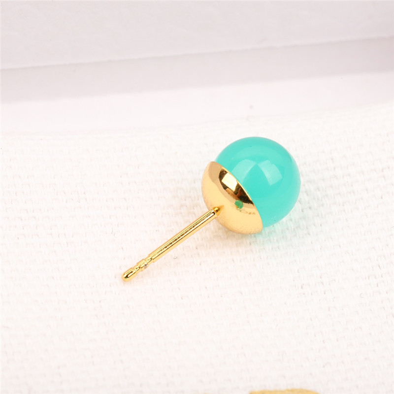 D10r candy size bead earrings