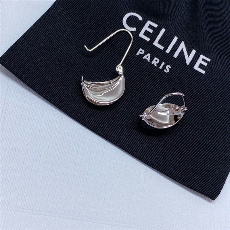 Ce1i*e bag earrings