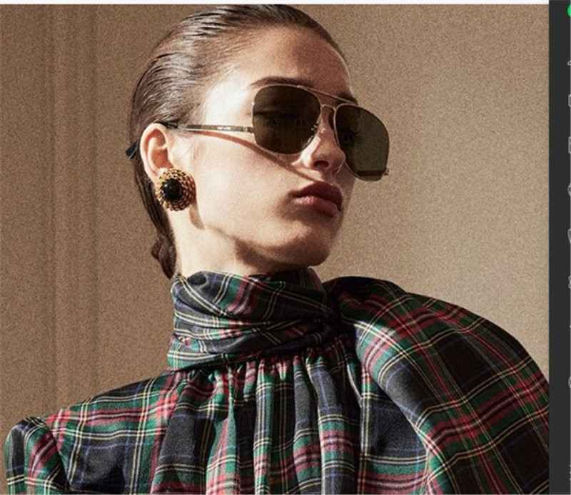 YSL vintage resin ear clip