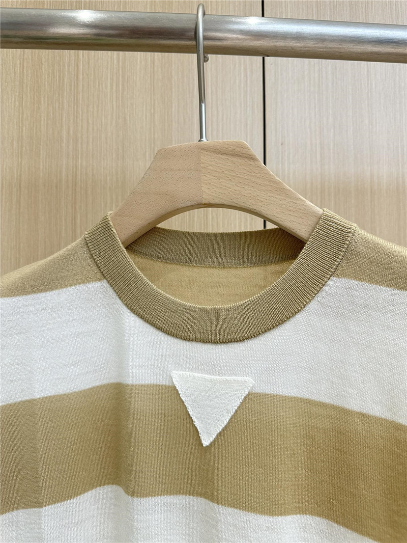 Pra*a triangle logo wool sleeveless top replica d&g clothing