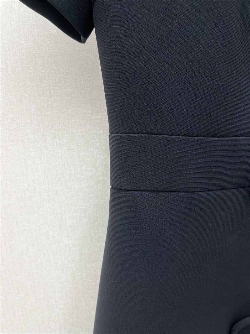 Va1e*ntin0 black dress replica d&g clothing