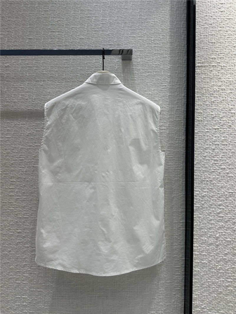 Bv*b*rry stand collar sleeveless shirt replica designer clothes