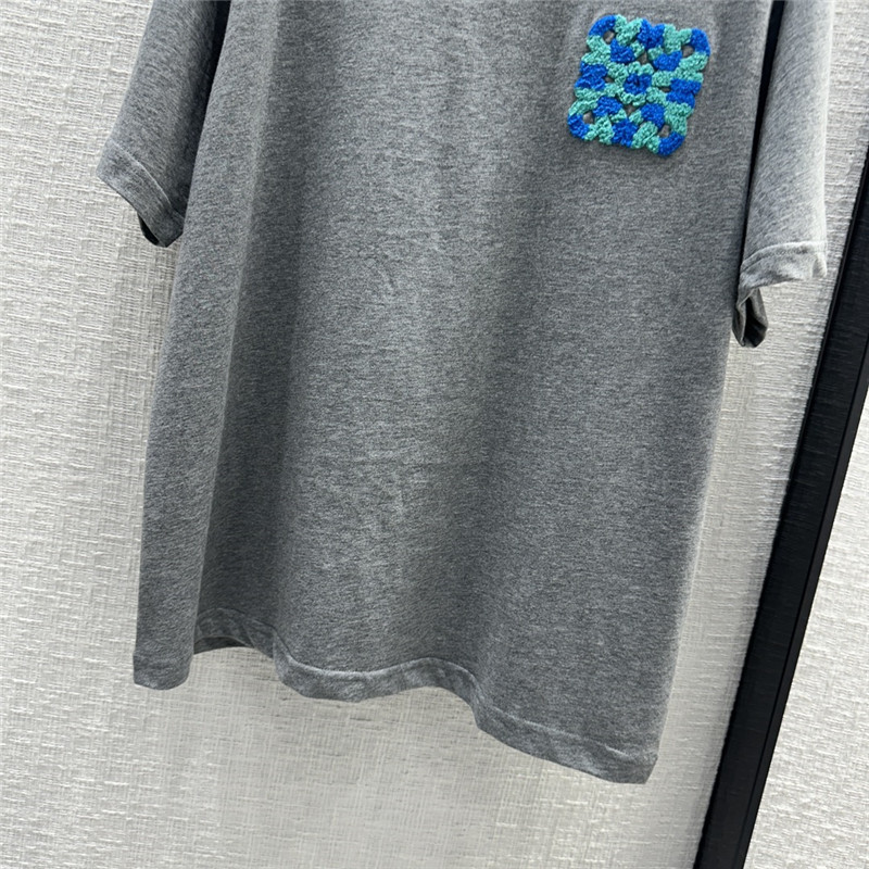 L0ew*! toothbrush embroidered large logo t-shirt replica clothes