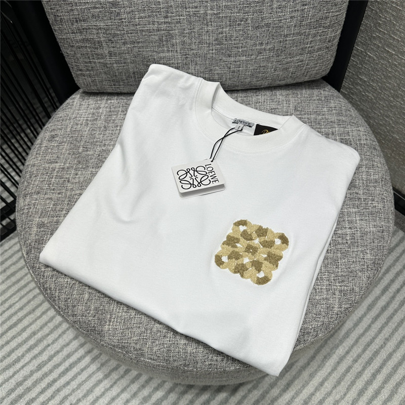 L0ew*! toothbrush embroidered large logo t-shirt replica clothes