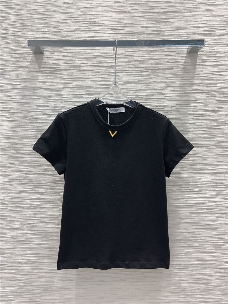 valentino V-buckle hardware T-shirt replica designer clothes