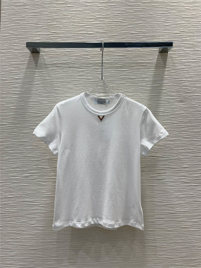 valentino V-buckle hardware T-shirt replica designer clothes