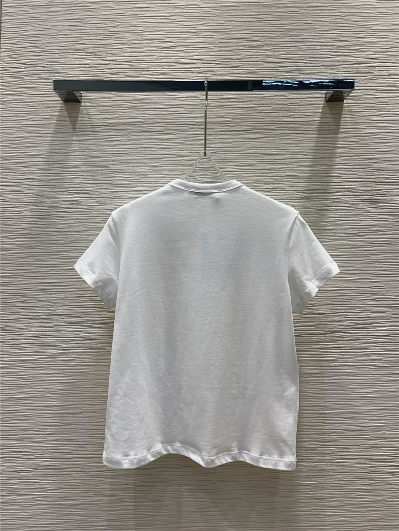 Va1e*ntin0 v-buckle hardware t-shirt replica designer clothes