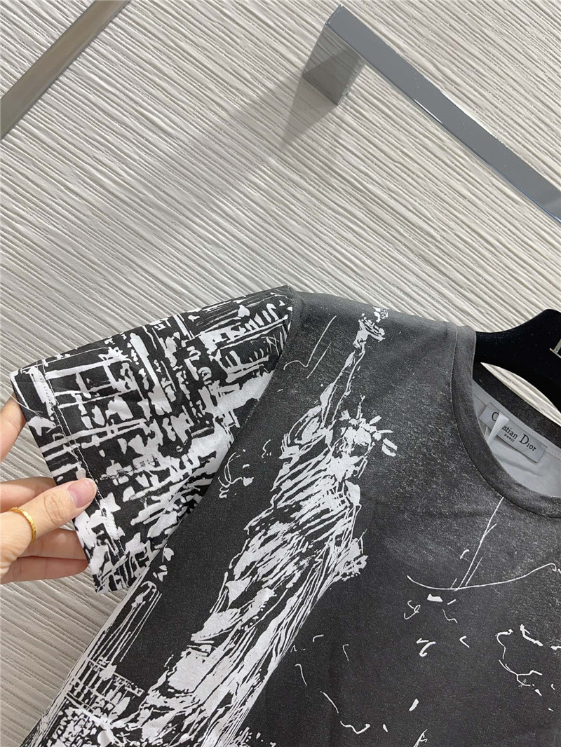 D10r simple t-shirt replica designer clothes