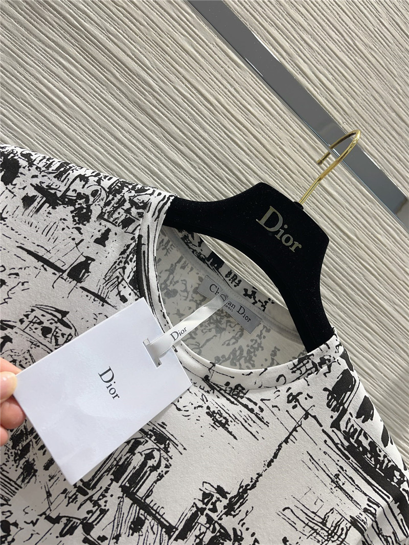 D10r simple t-shirt replica designer clothes