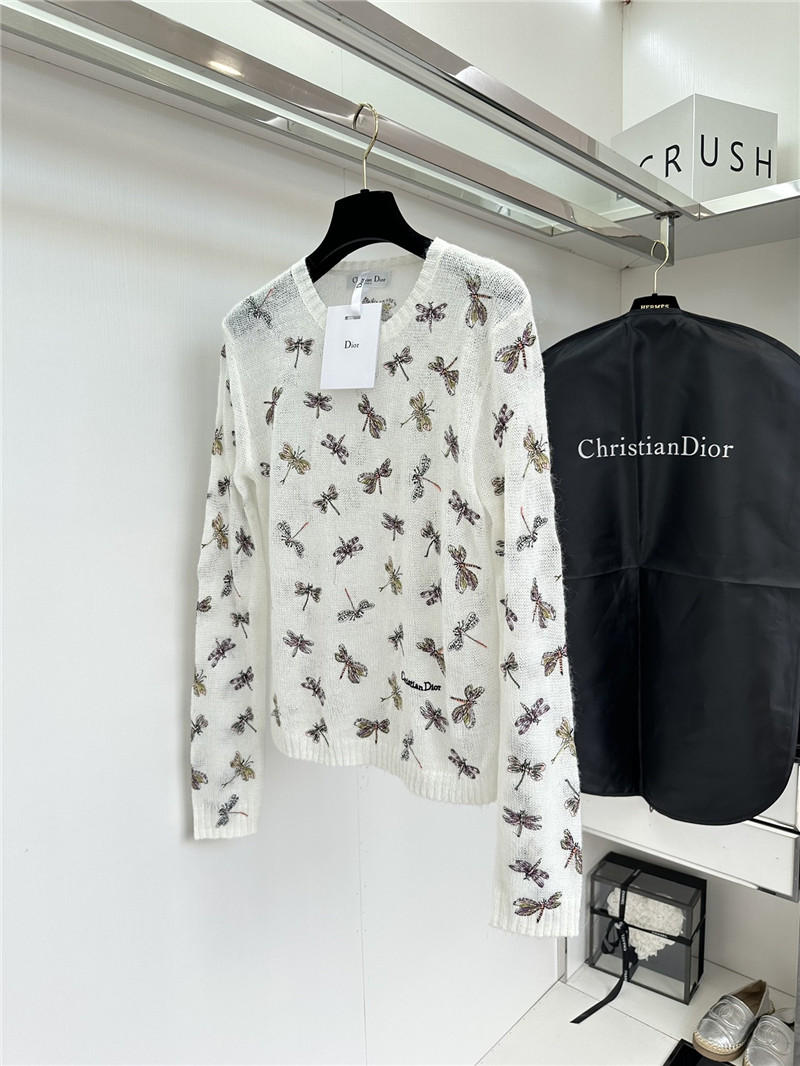 D10r embroidery dragonfly sweater in white