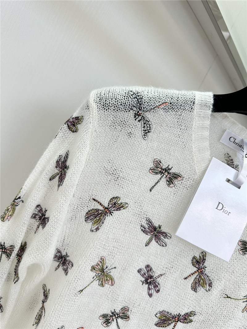 D10r embroidery dragonfly sweater in white