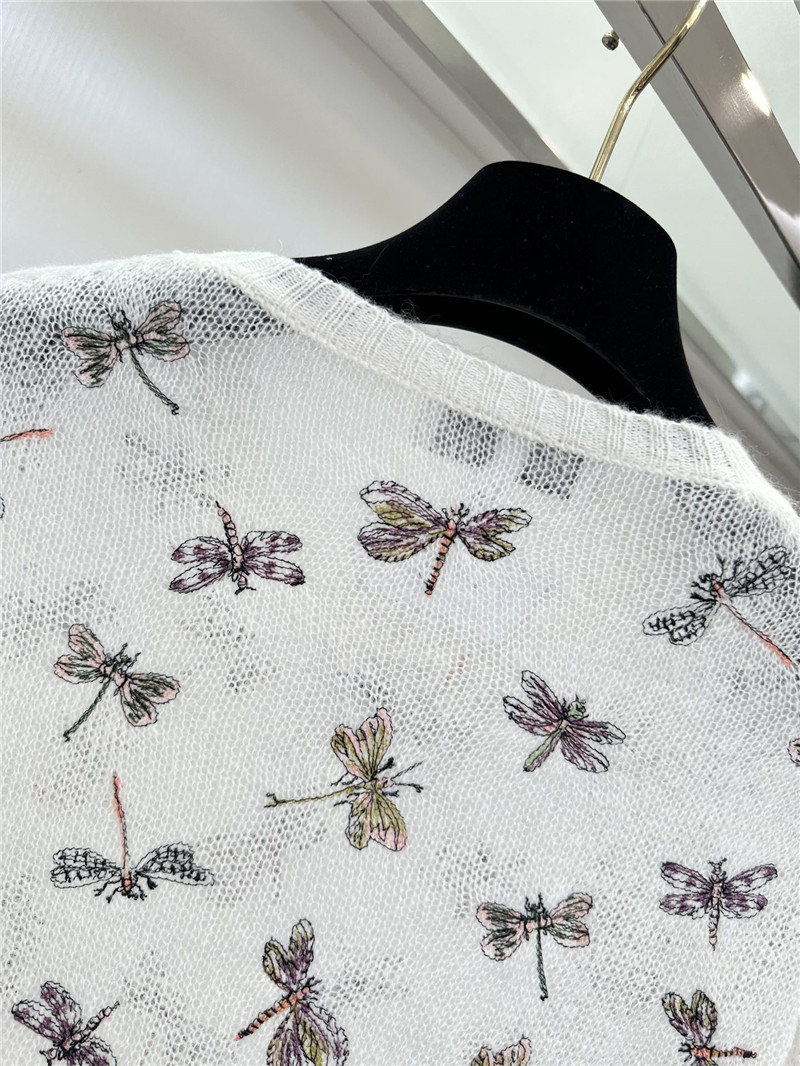 D10r embroidery dragonfly sweater in white