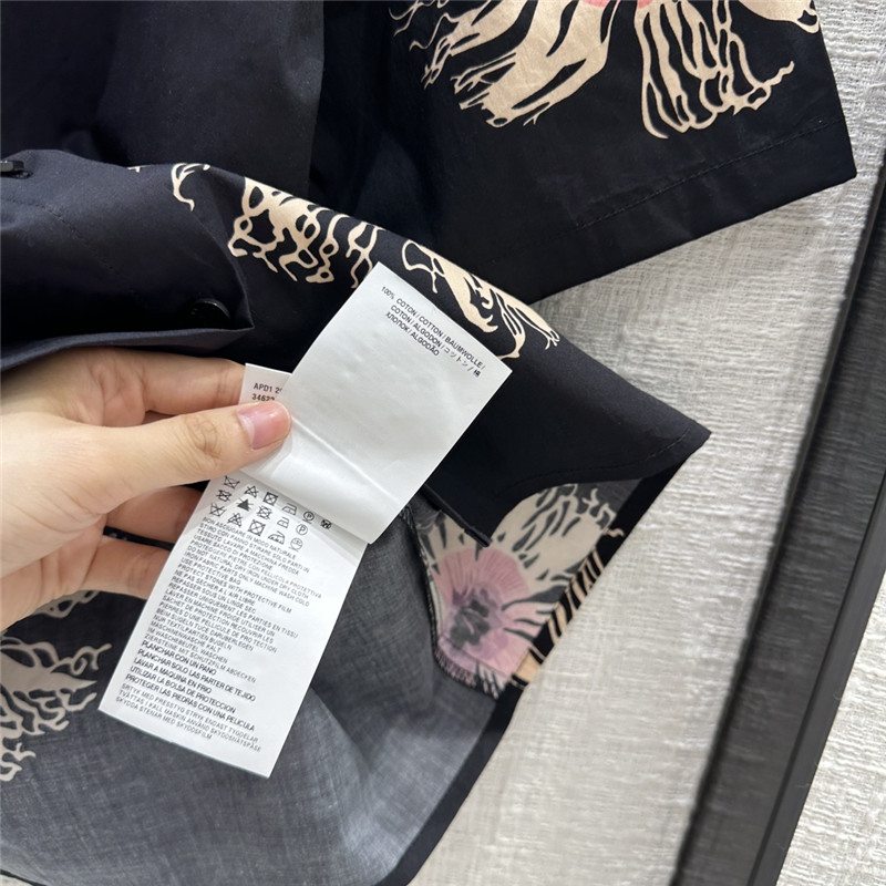 Pra*a black floral print short sleeve shirt replicas clothes