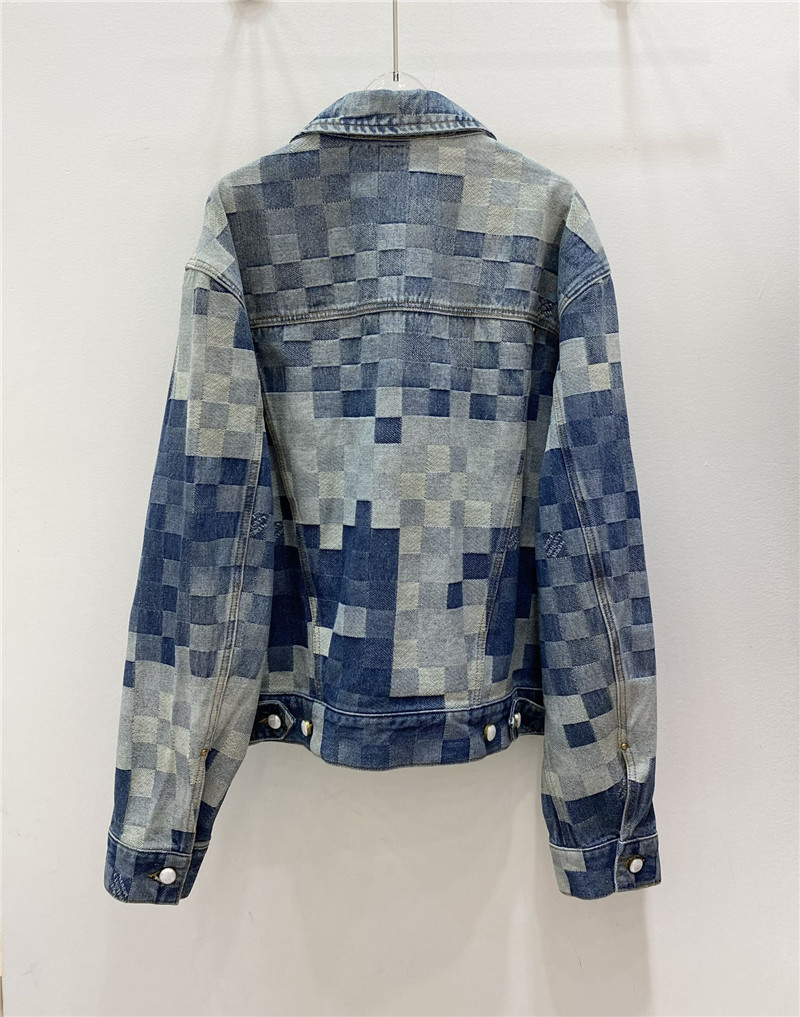 l0vis Vvtt0n lv color changing plaid denim jacket replica clothes
