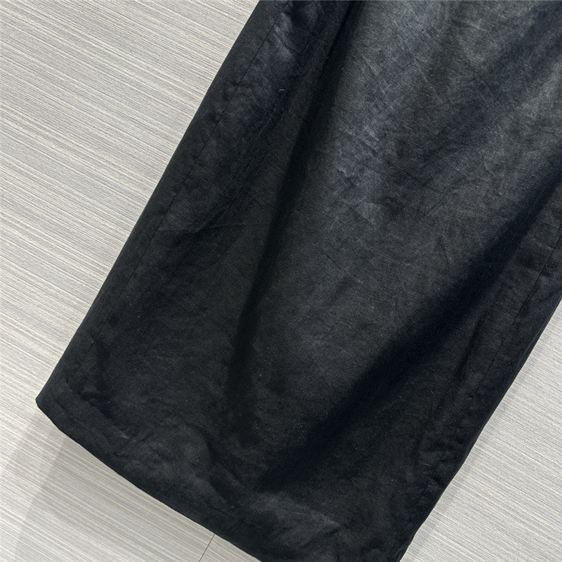 The R0w minimalist cotton and linen suit replica d&g clothing