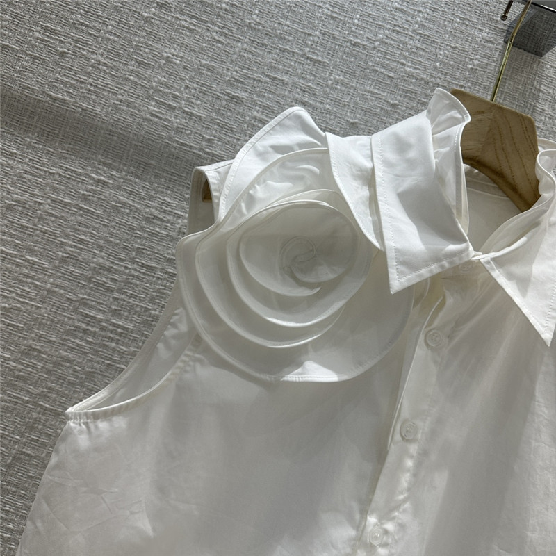 Va1e*ntin0 sleeveless shirt replica clothing