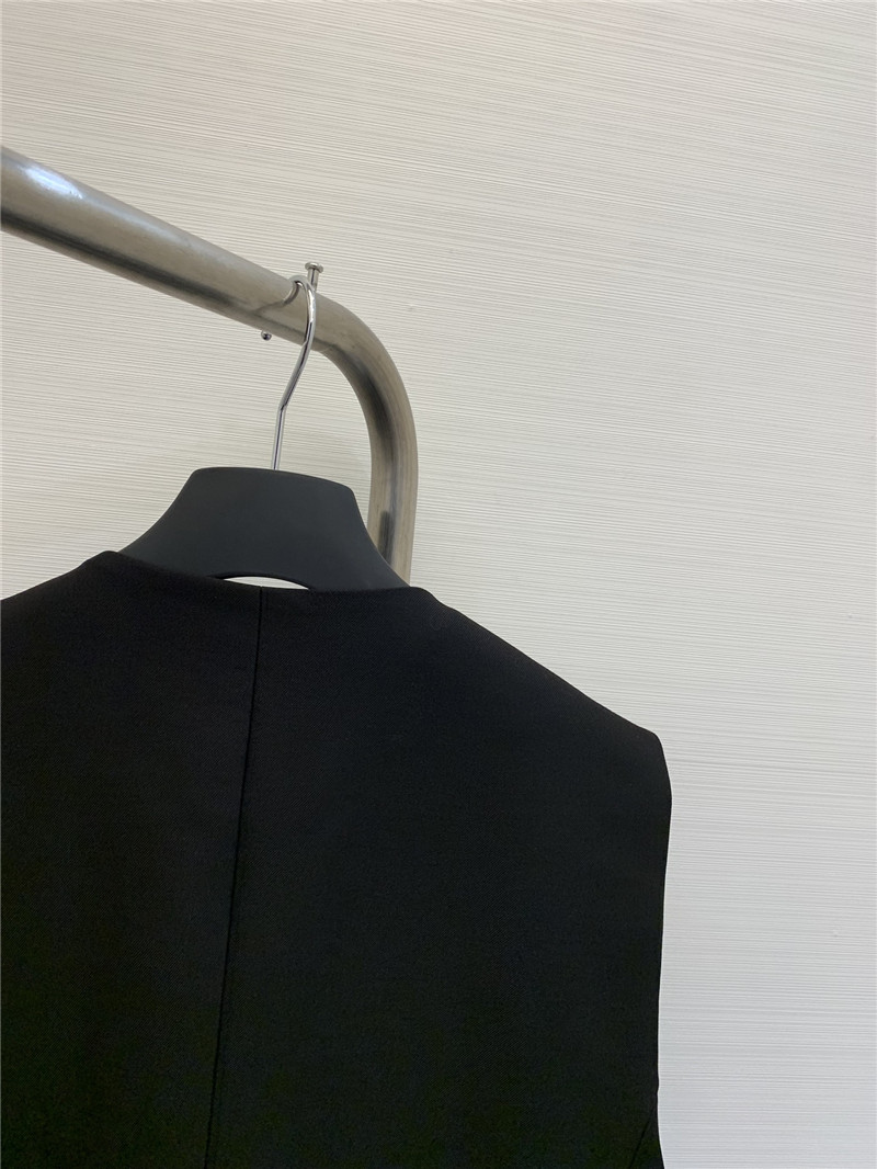 D10r single breasted silhouette vest replica d&g clothing