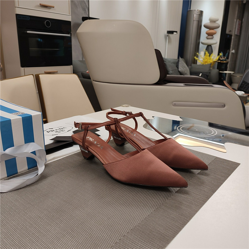 Prada Leather Slingback Pumps in Brown