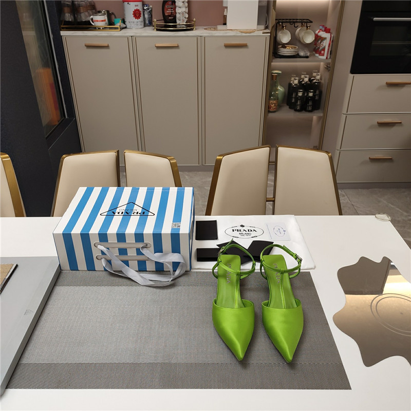 Pra*a leather slingback pumps in green