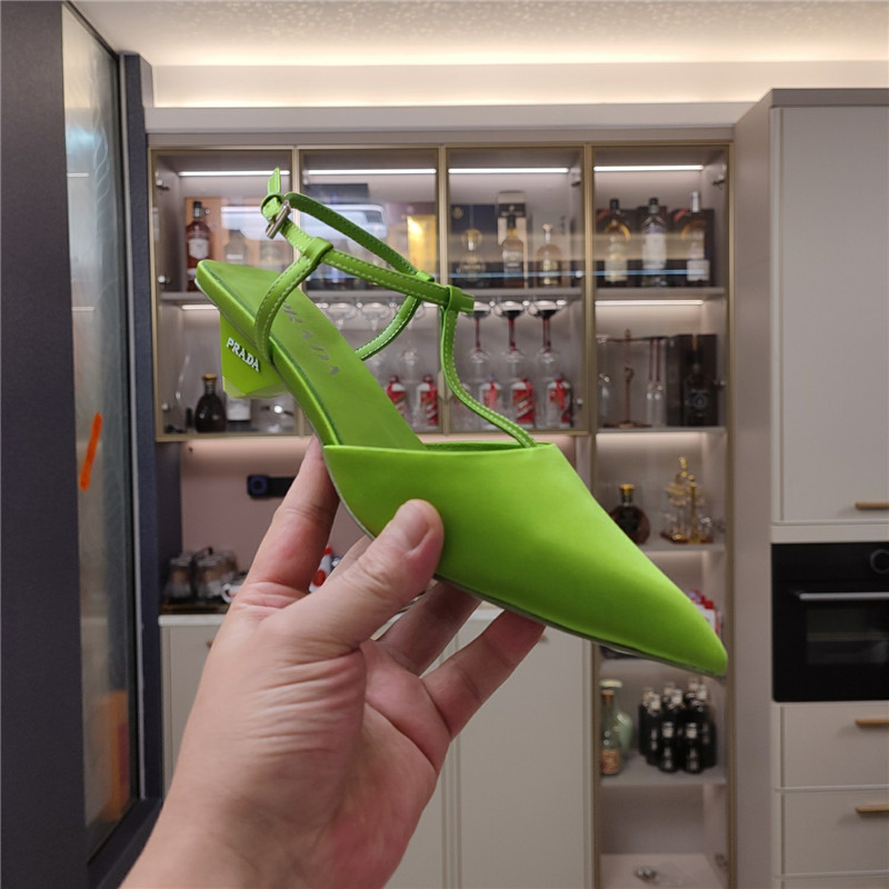 Pra*a leather slingback pumps in green