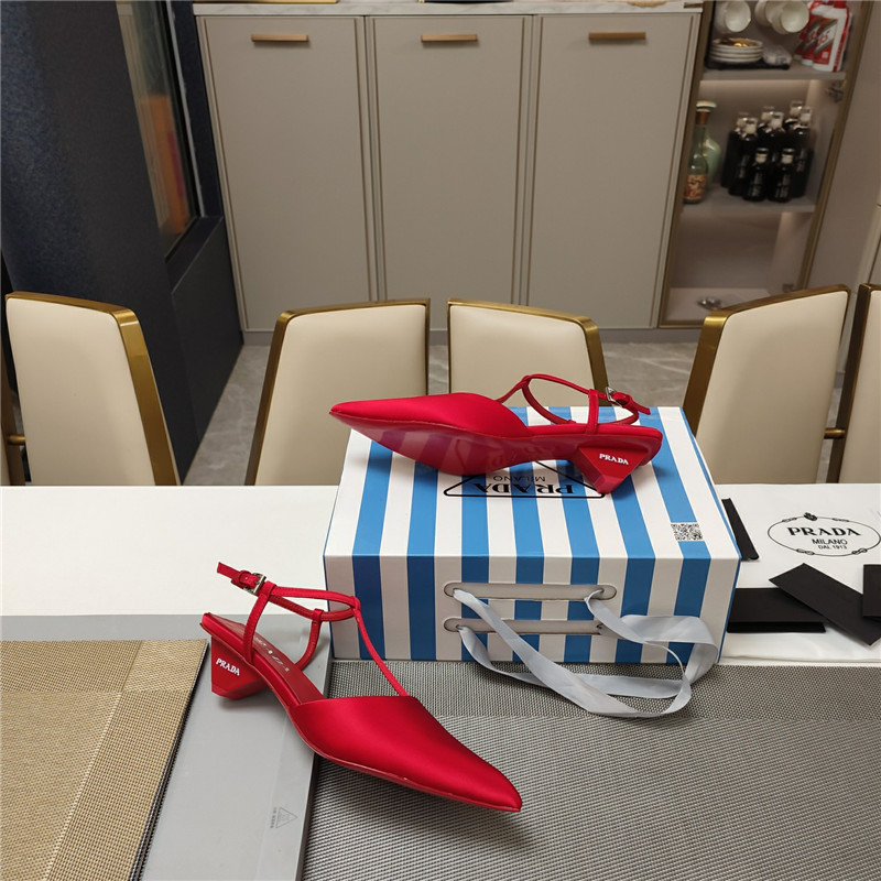 Pra*a pink leather slingback pumps