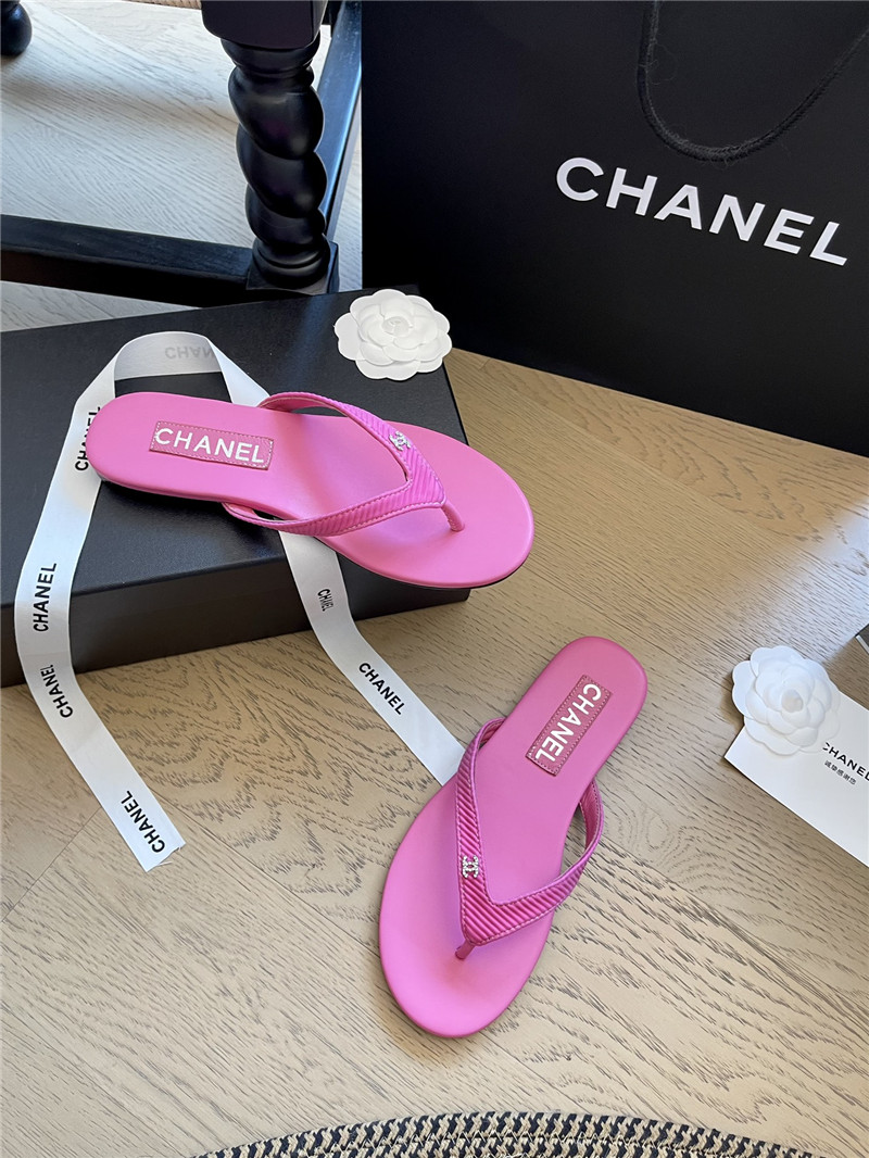 Ch**el flat fuchsia flip flops