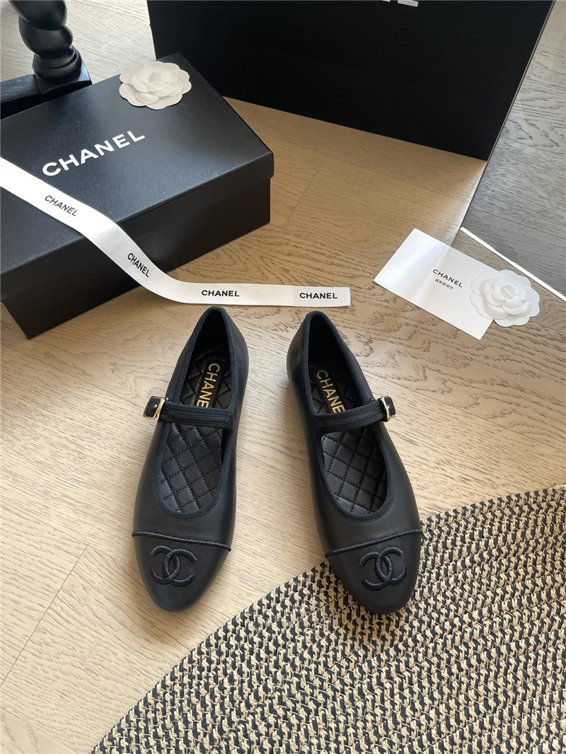 Ch**el mary janes black leather ballet flats