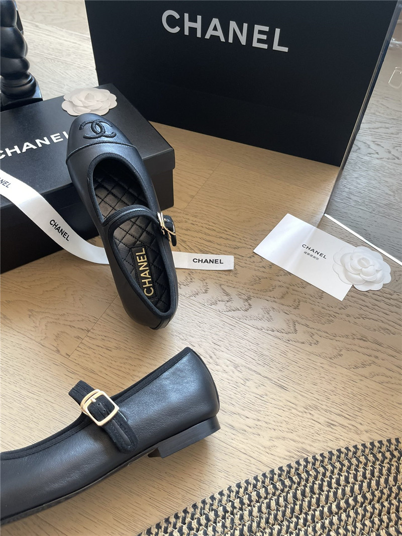 Ch**el mary janes black leather ballet flats