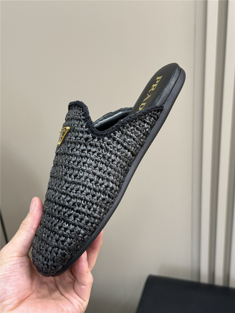 Pra*a crochet mules black