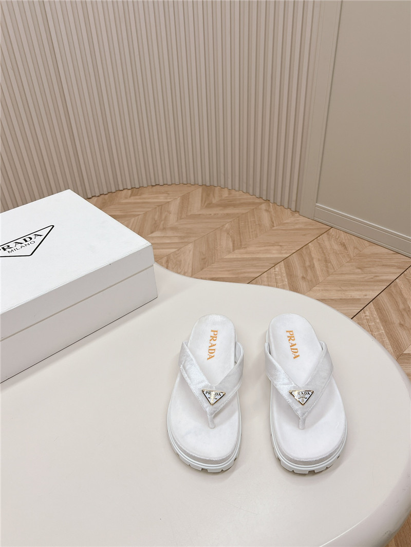 Pra*a velvet thong flip-flops white