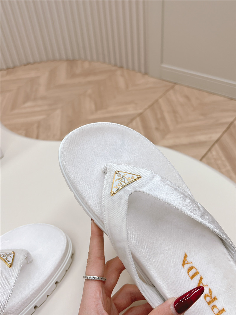 Pra*a velvet thong flip-flops white