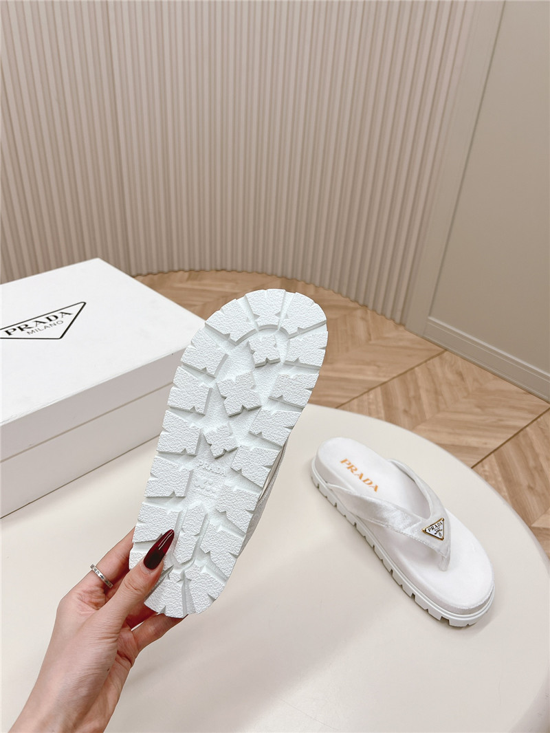 Pra*a velvet thong flip-flops white