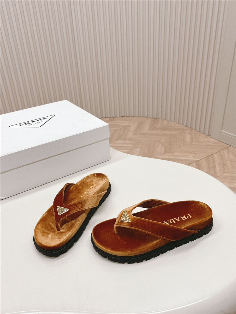 Prada Velvet Thong Flip-flops in Brown